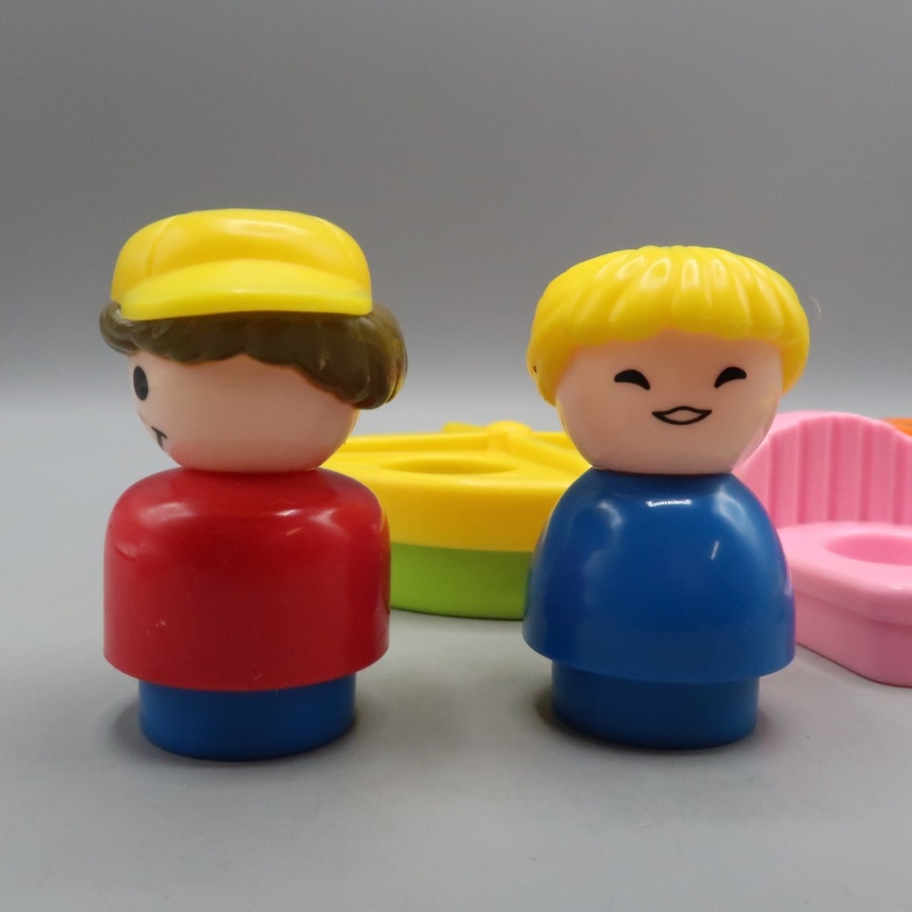 Jumbo Chunky Little People Yellow Green Figures Lot of 3+ Toy Lot
